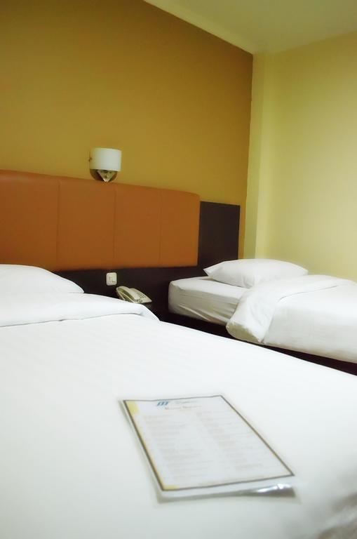 Royal Mamberamo Hotel Sorong Δωμάτιο φωτογραφία