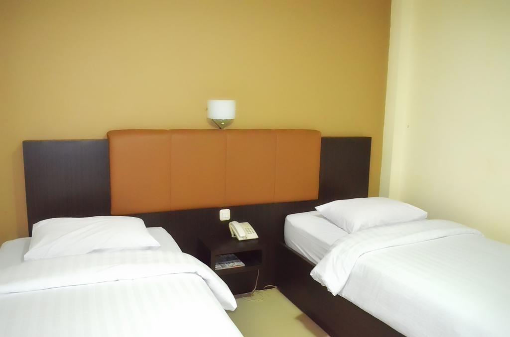 Royal Mamberamo Hotel Sorong Εξωτερικό φωτογραφία