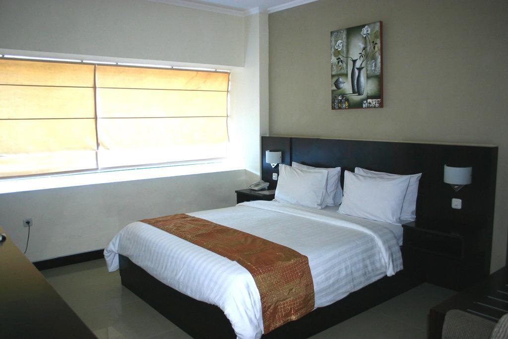 Royal Mamberamo Hotel Sorong Δωμάτιο φωτογραφία