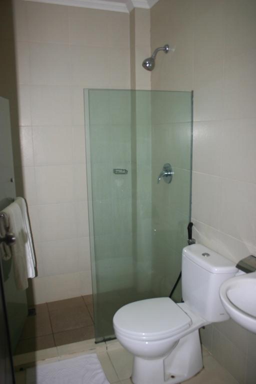 Royal Mamberamo Hotel Sorong Δωμάτιο φωτογραφία