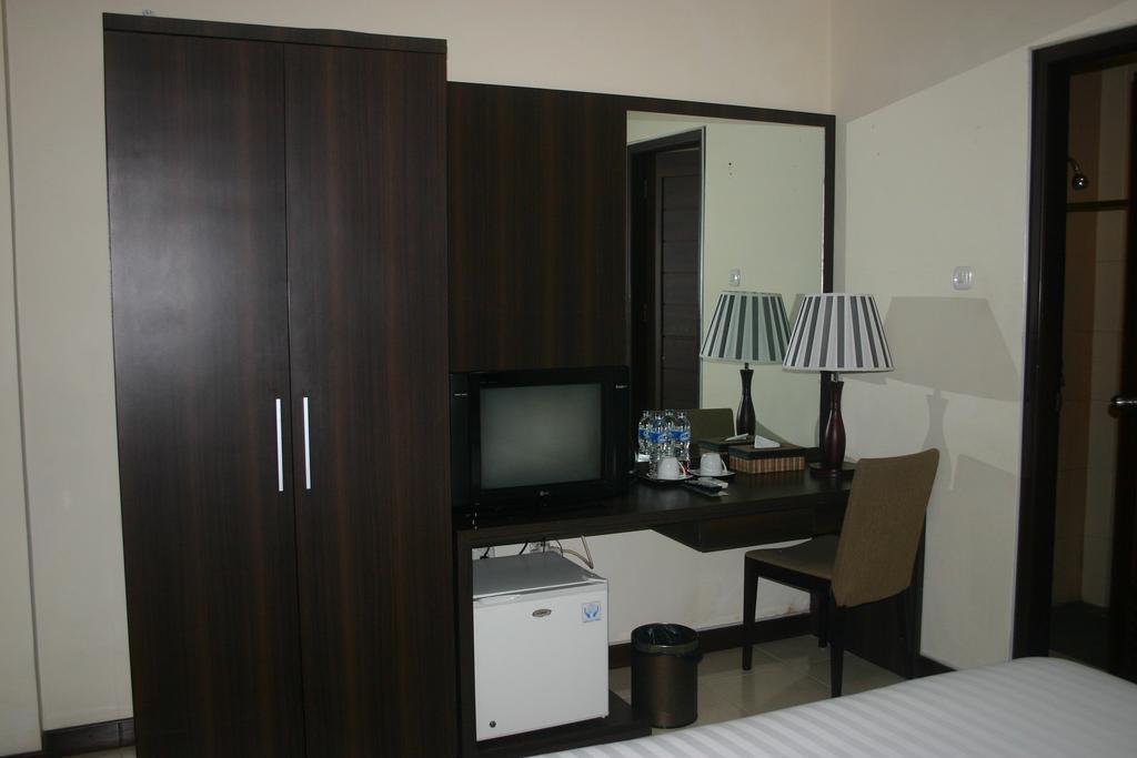 Royal Mamberamo Hotel Sorong Εξωτερικό φωτογραφία